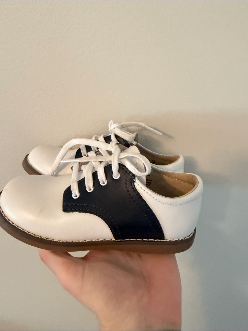 Footmates Two-Tone Saddle Shoes in White and Navy